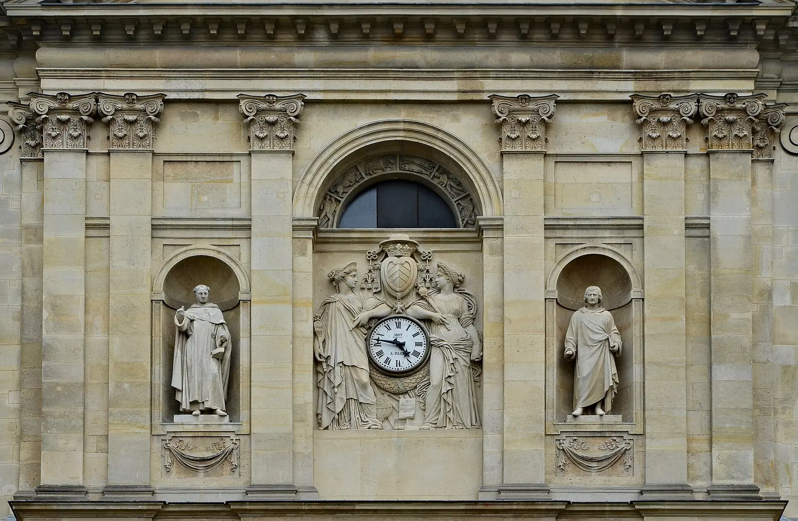 Solicitud en Francia: la candidatura se realiza a través de Études en France, no ante la universidad