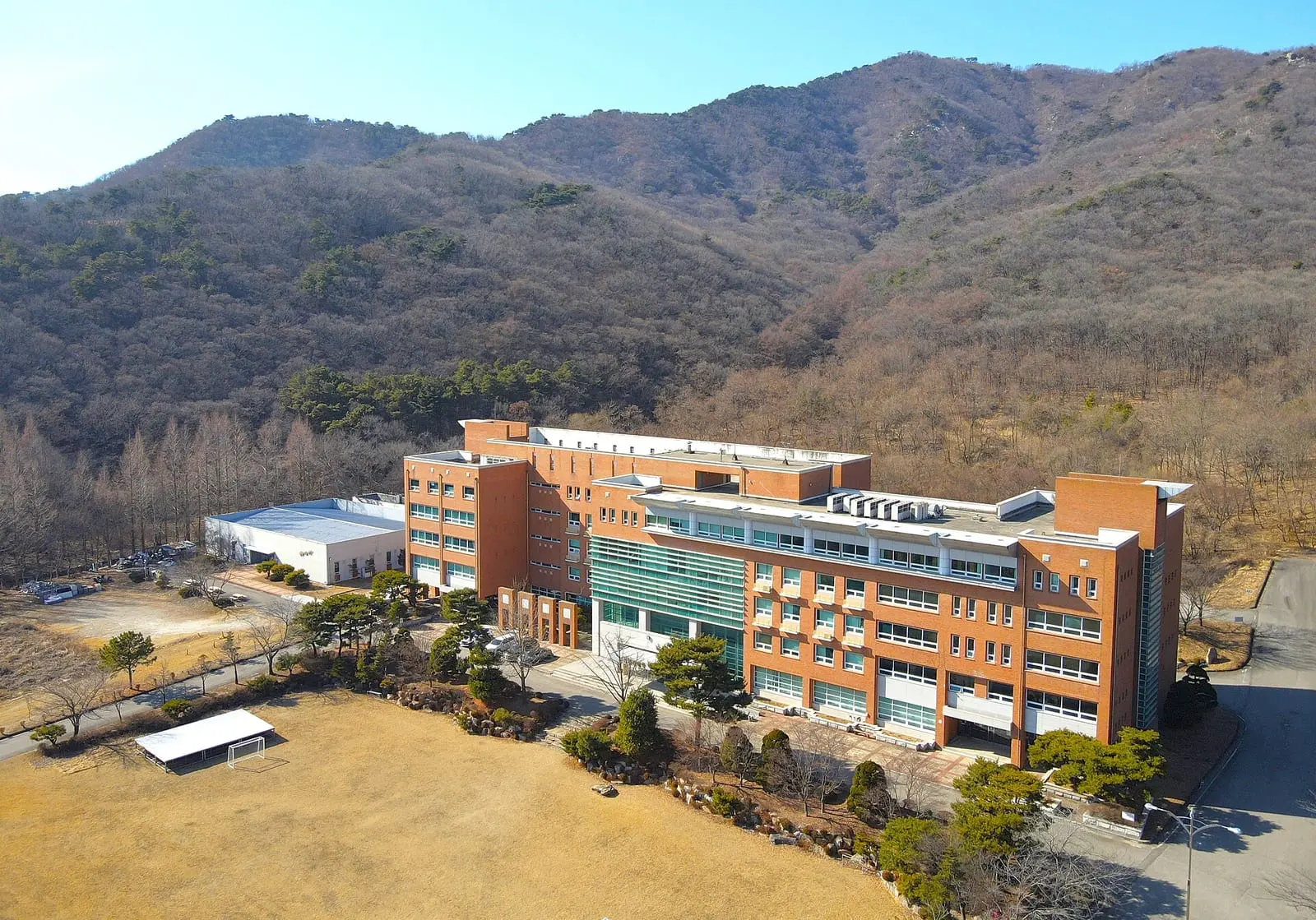 Anyang University