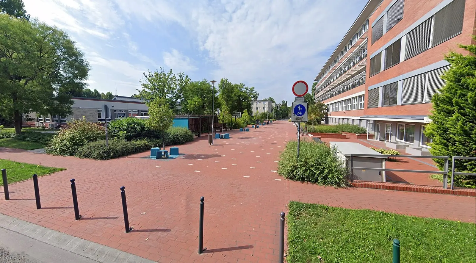 Budapest Business University