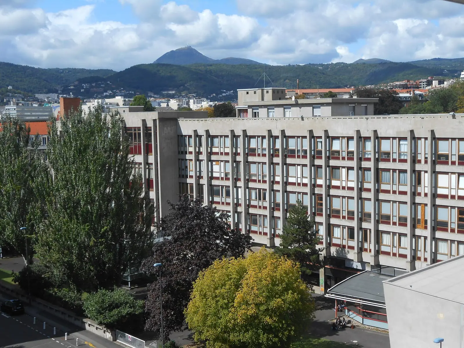 Clermont Auvergne University