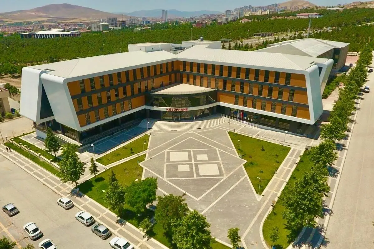 Fırat University