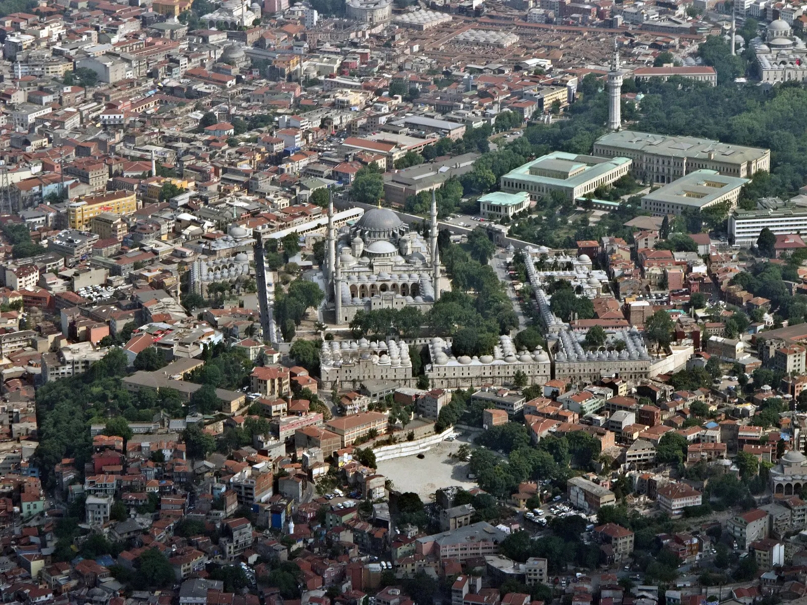 Istanbul University