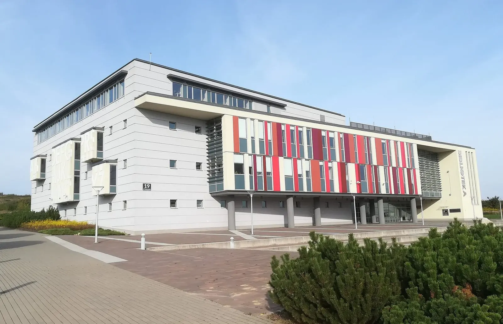 Jan Kochanowski University