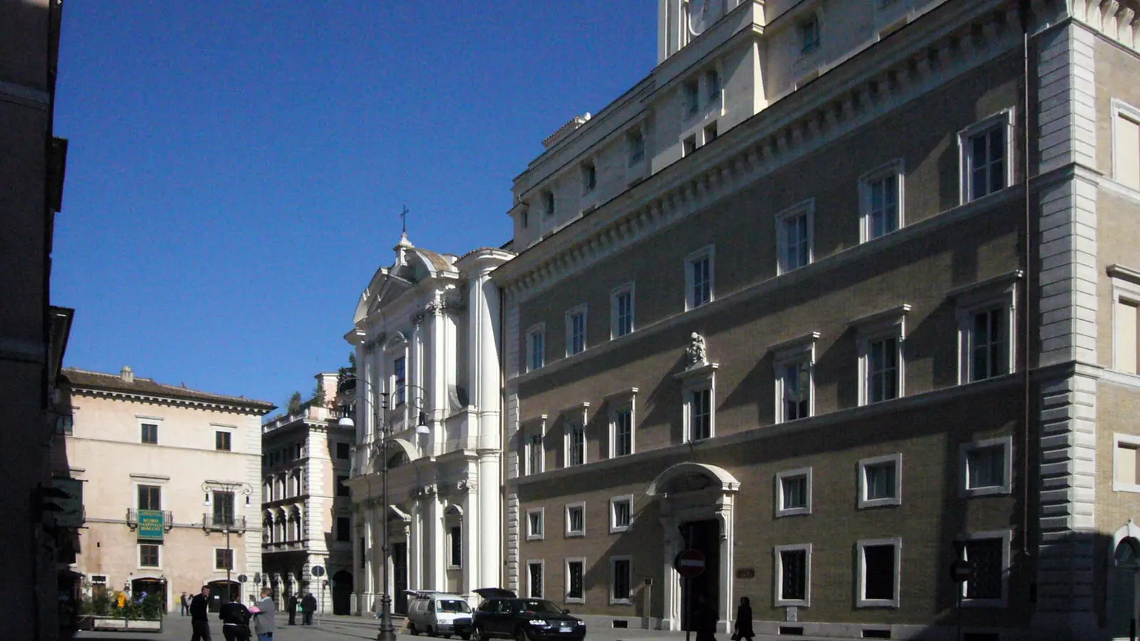 Pontifical University of the Holy Cross