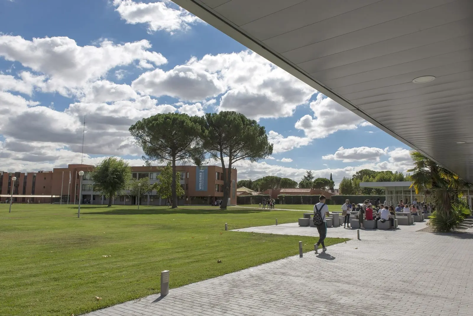 University Camilo José Cela