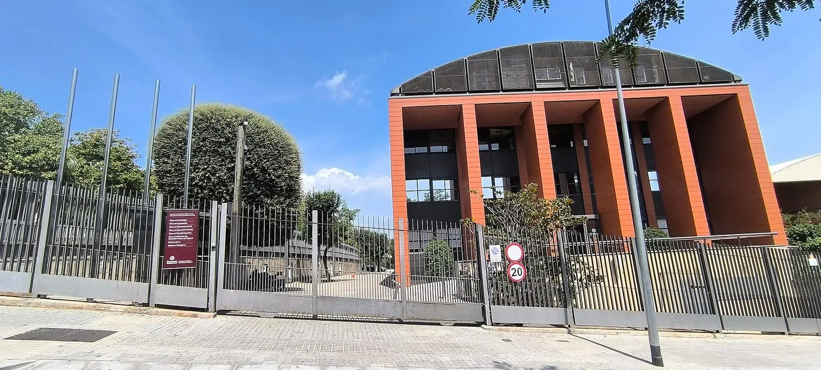 University Ramon Llull