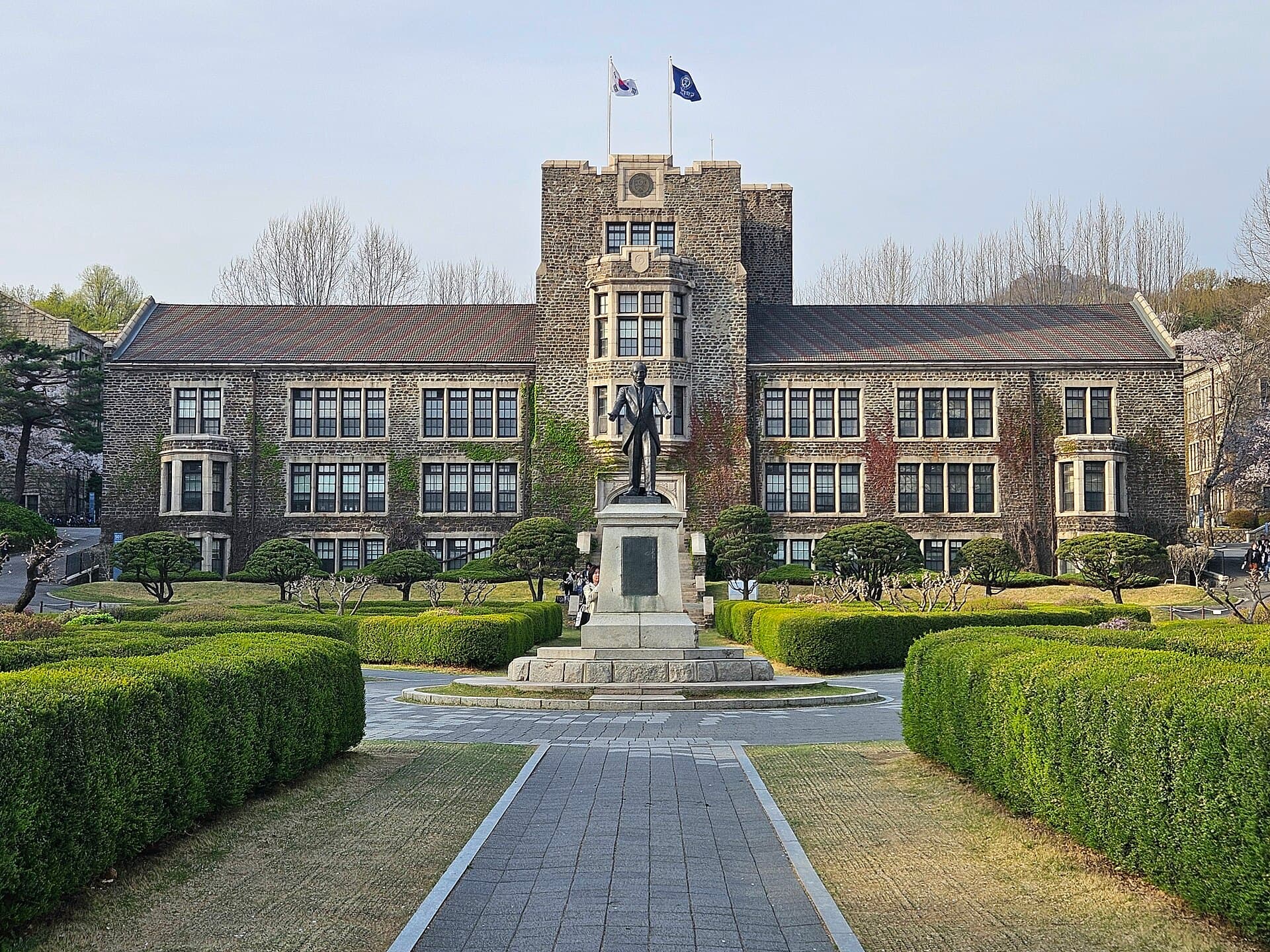 韩国留学:为何选哪所大学会决定签证的难度