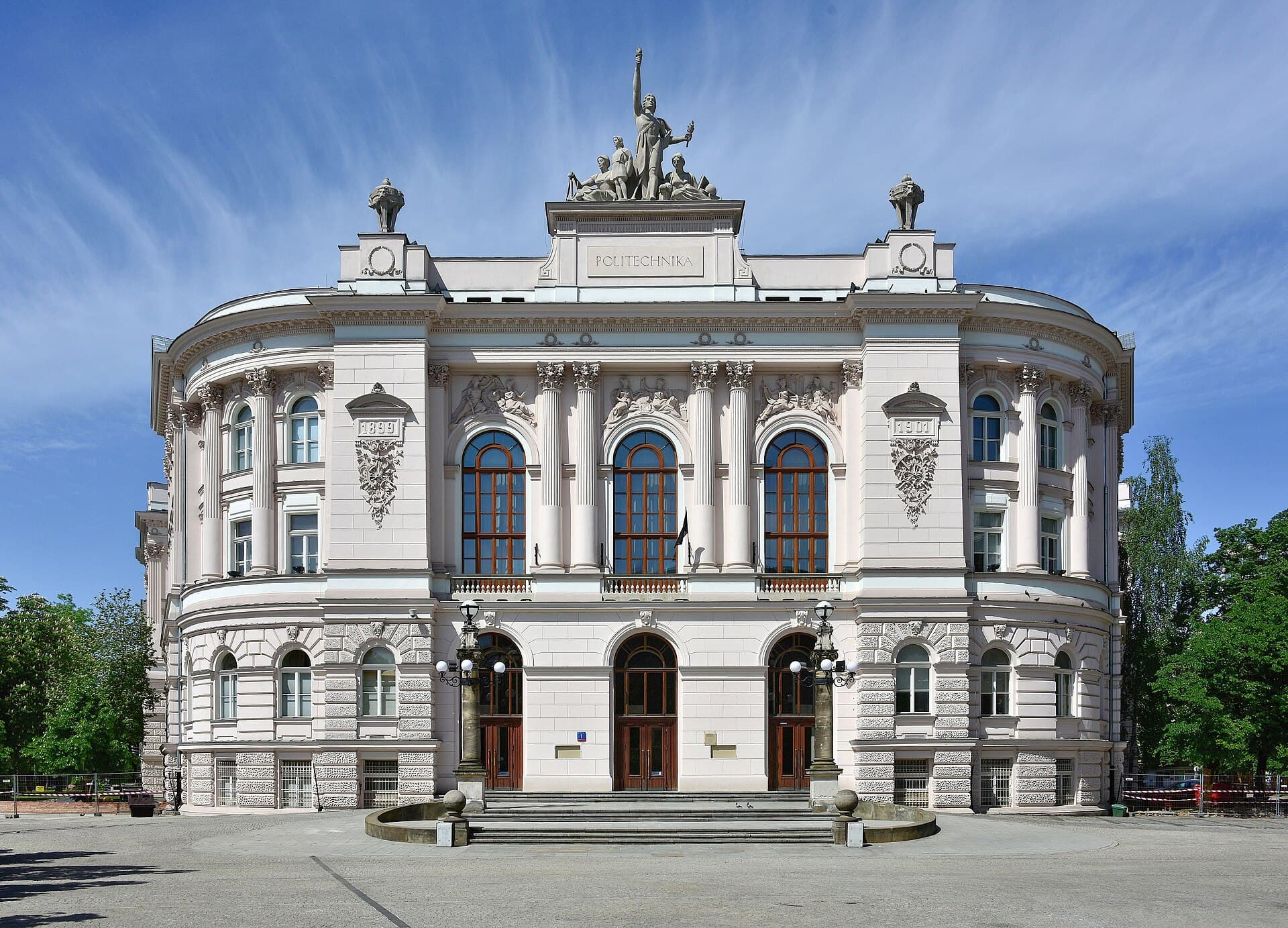 Warsaw University of Technology